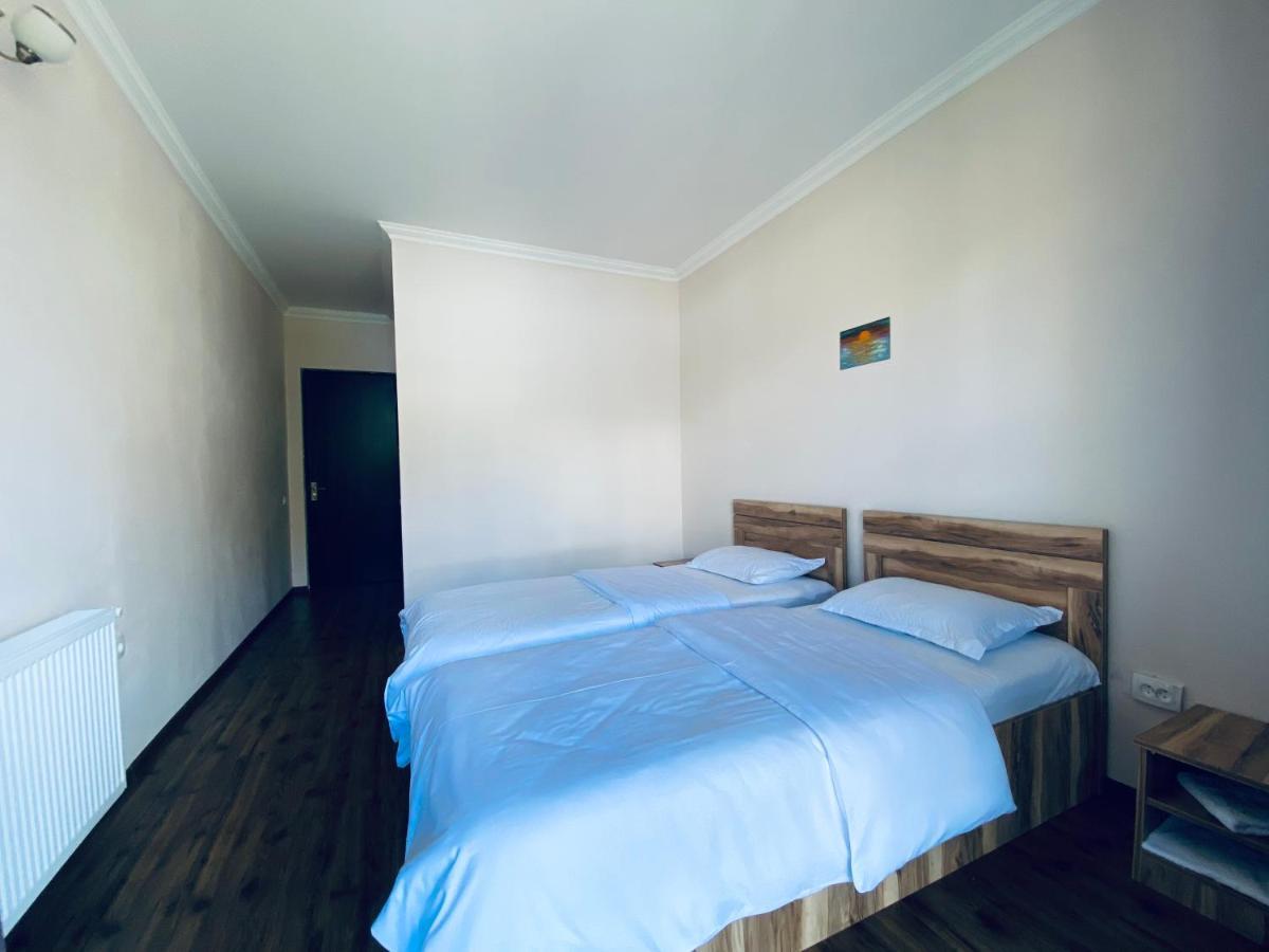 Cottage Kesane Kazbegi Esterno foto