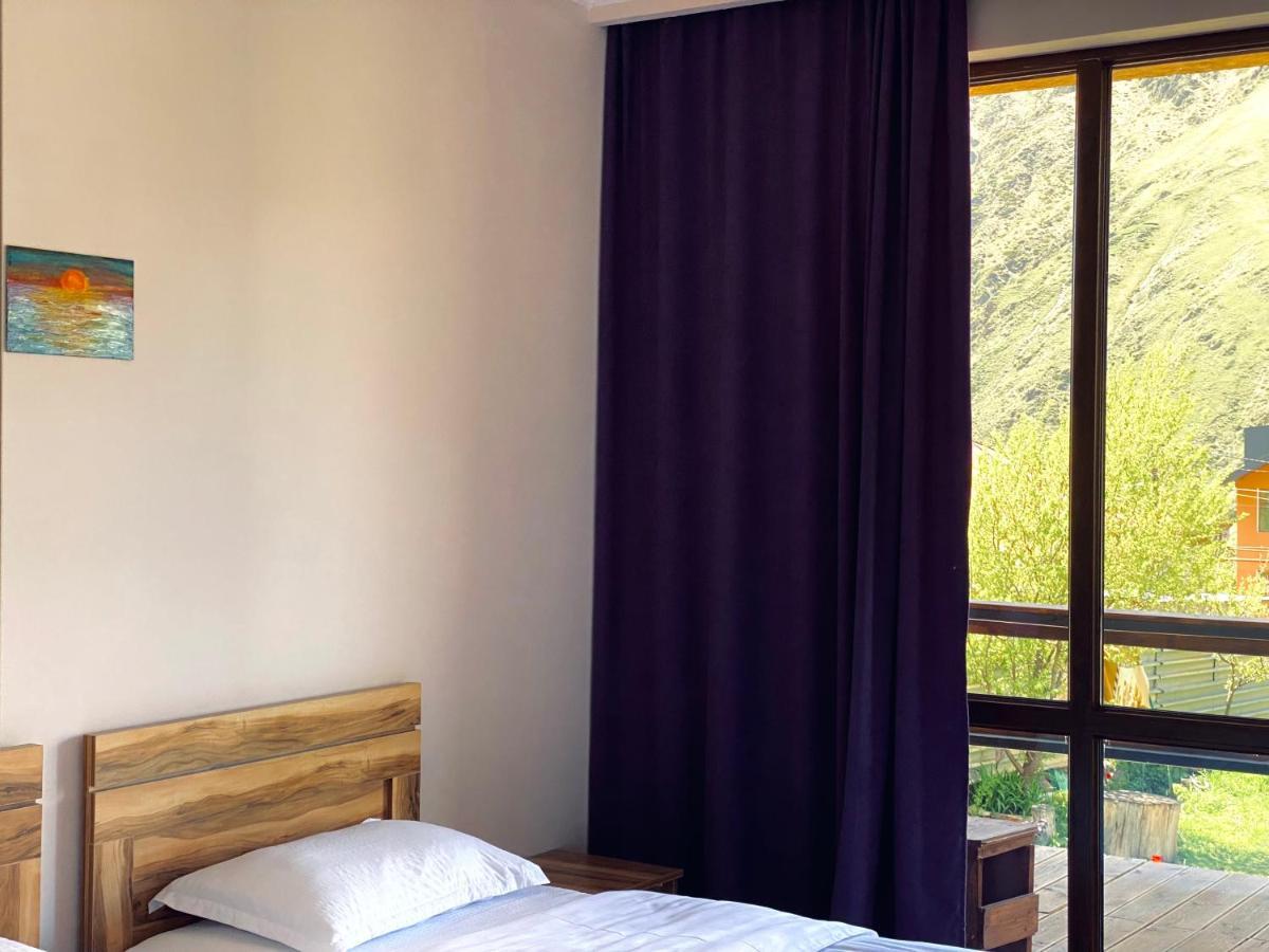 Cottage Kesane Kazbegi Esterno foto