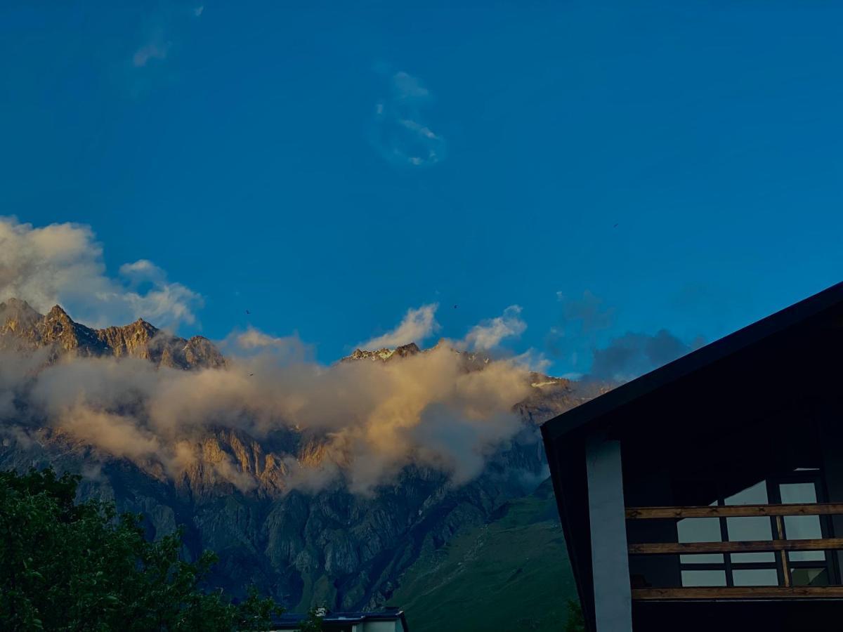 Cottage Kesane Kazbegi Esterno foto