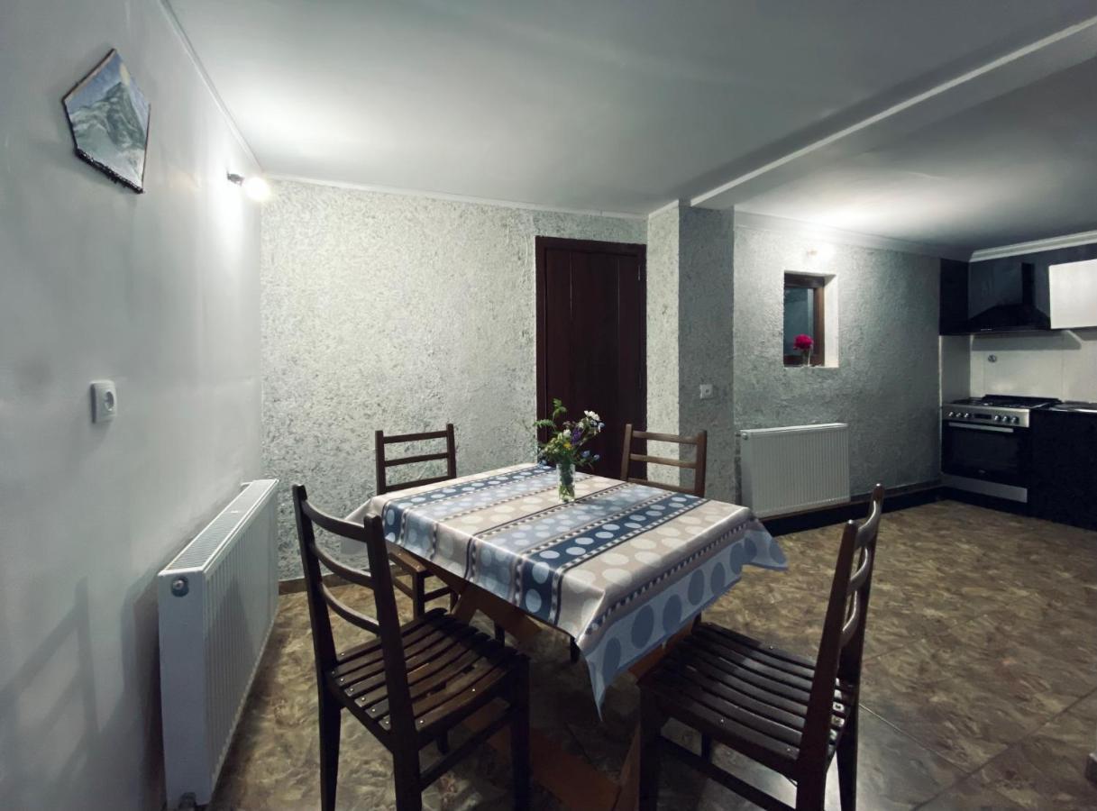 Cottage Kesane Kazbegi Esterno foto